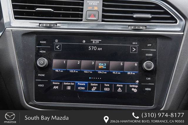 Used 2021 Volkswagen Tiguan SE w/ Panoramic Sunroof Package FWD image 14