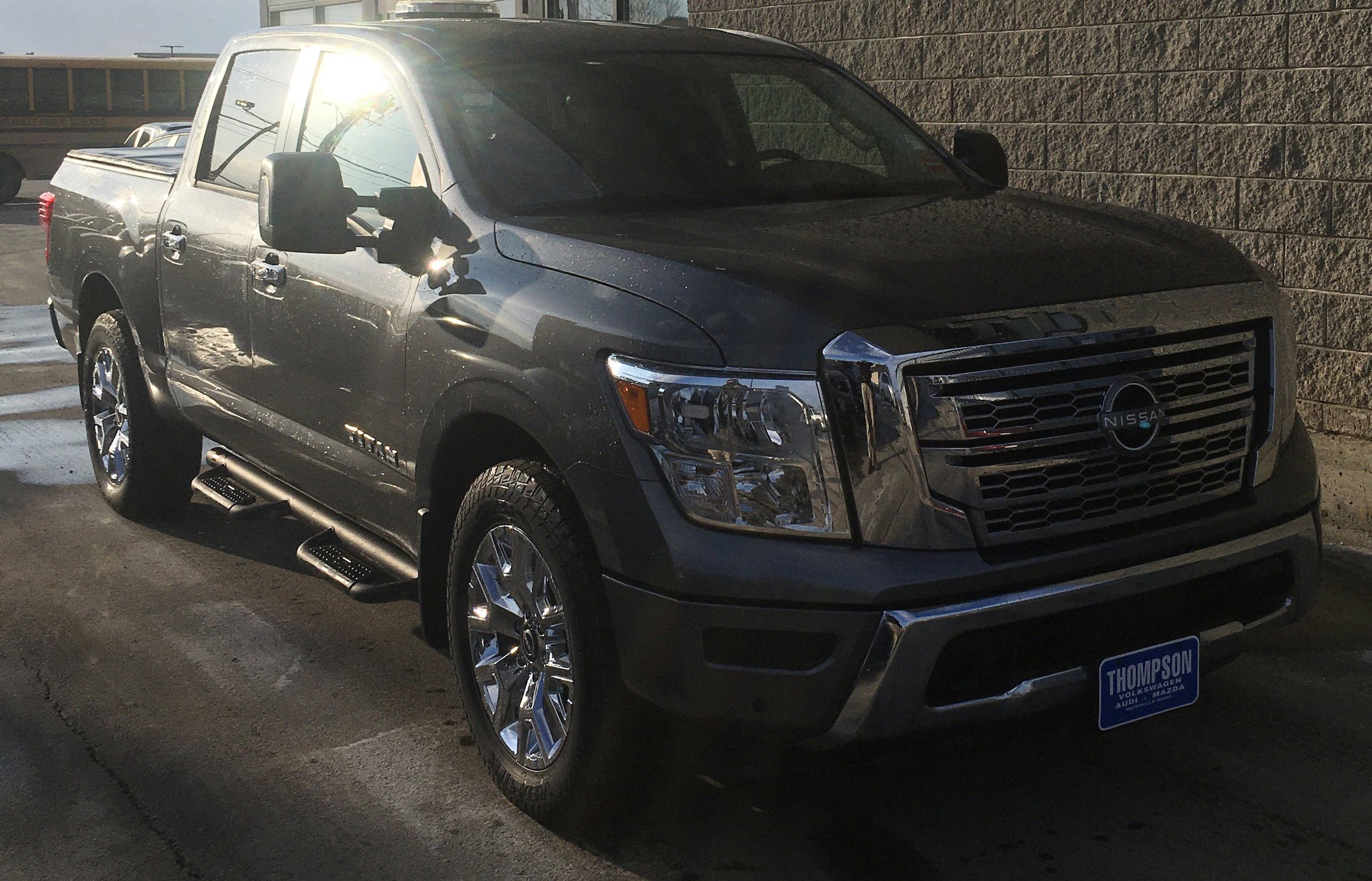 Used 2024 Nissan Titan SV w/ SV Convenience Package
