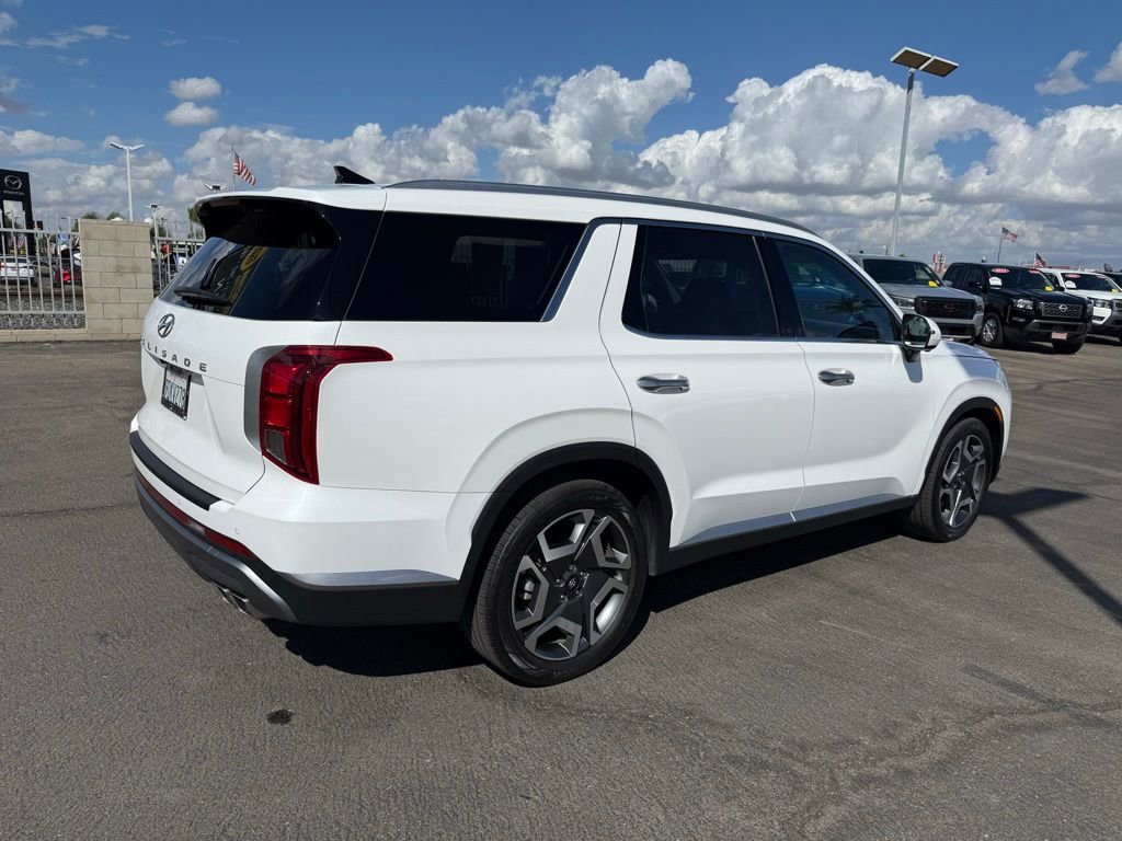 Used 2023 Hyundai Palisade SEL w/ Premium Package image 6