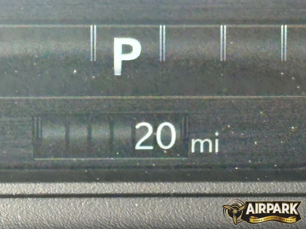 New 2026 RAM 1500 Express AWD/4WD image 22