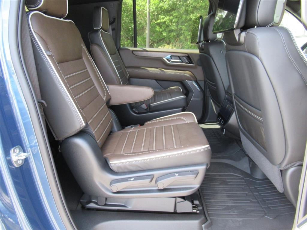 New 2026 GMC Yukon XL Denali Ultimate AWD/4WD image 38