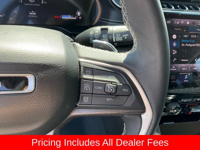 Used 2023 Jeep Grand Cherokee Limited w/ Luxury Tech Group II AWD/4WD image 12