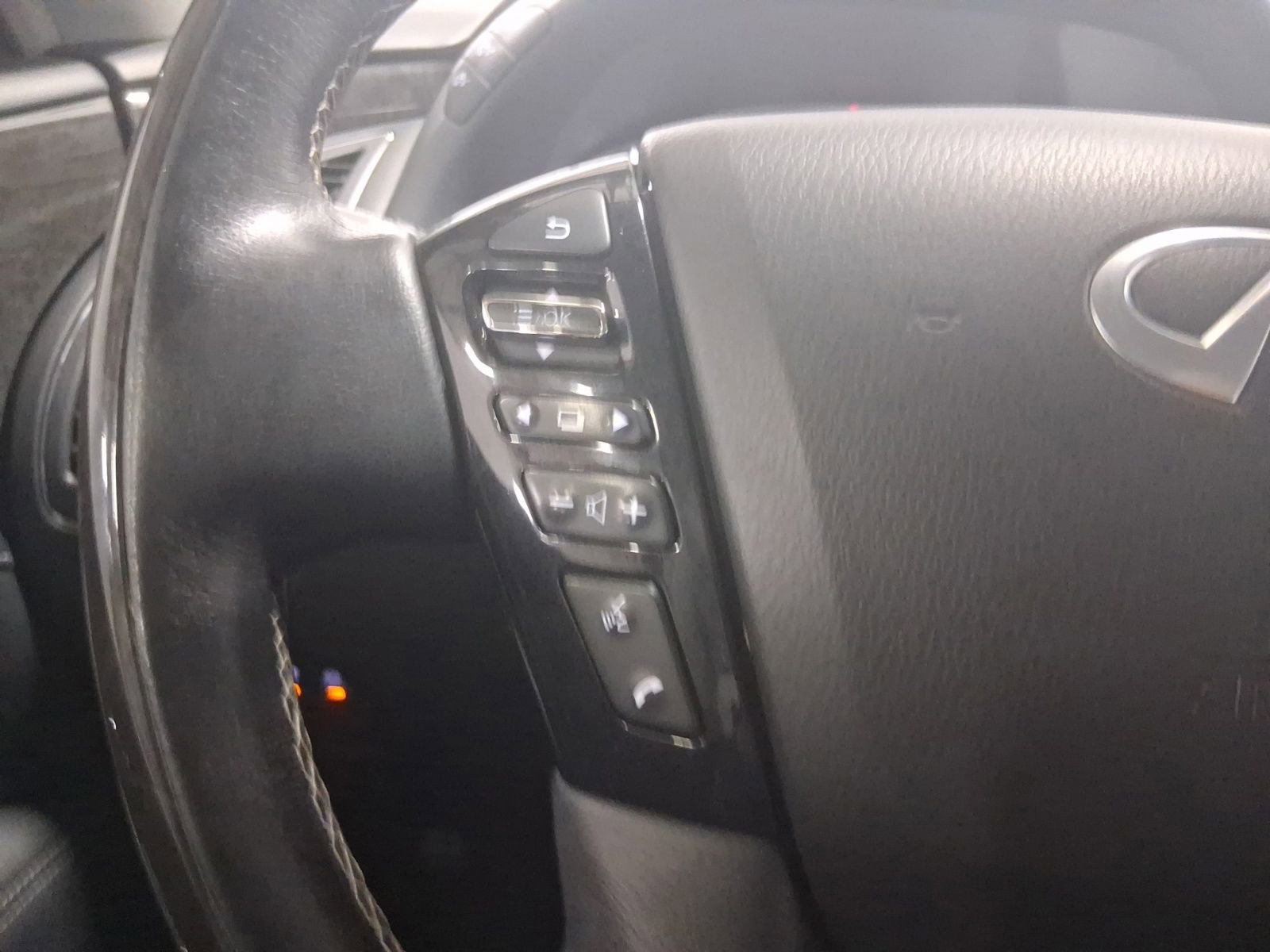 Used 2021 INFINITI QX80 Luxe RWD image 22