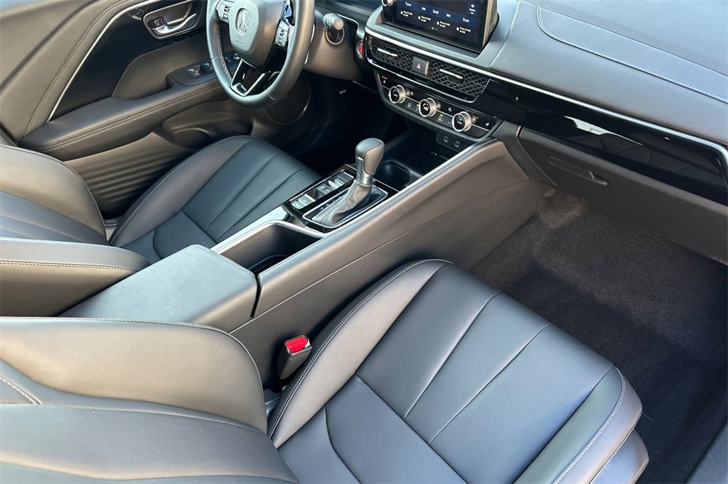 Certified 2025 Acura ADX AWD image 17