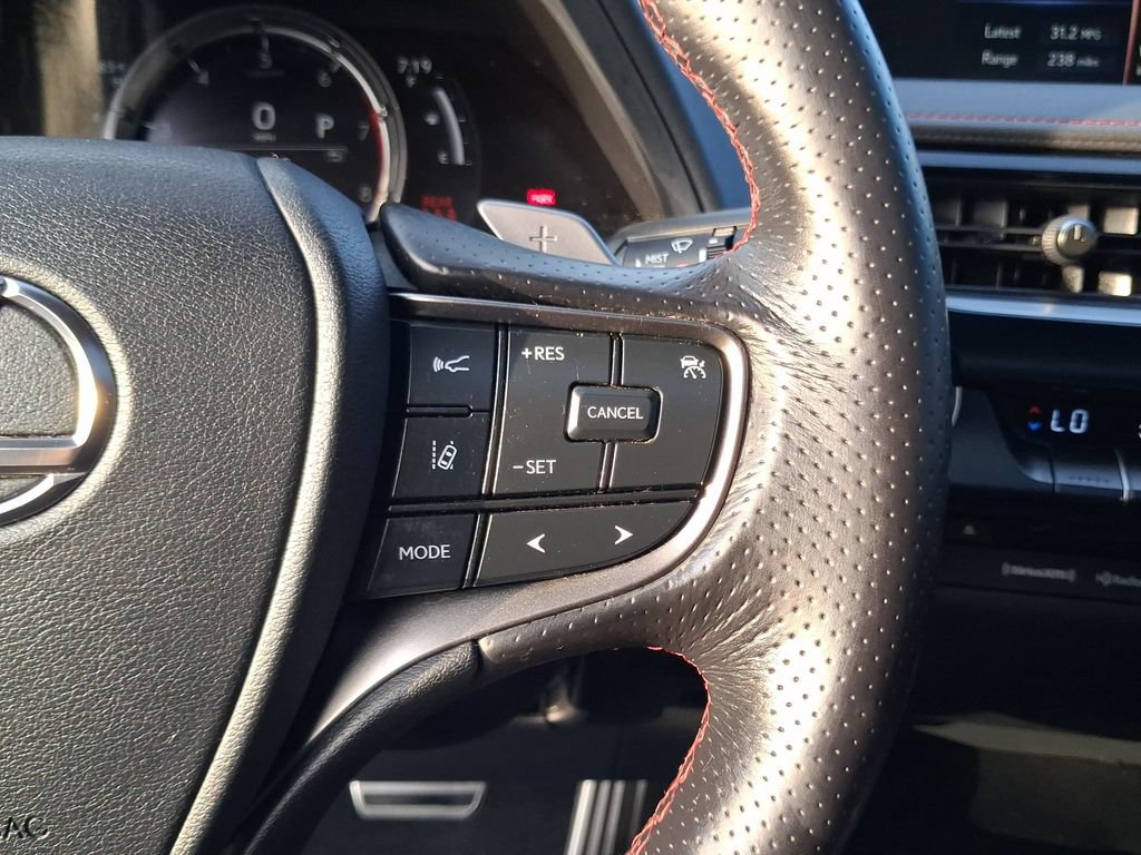 Used 2021 Lexus UX 200 F Sport w/ Accessory Package (Z1) FWD image 21