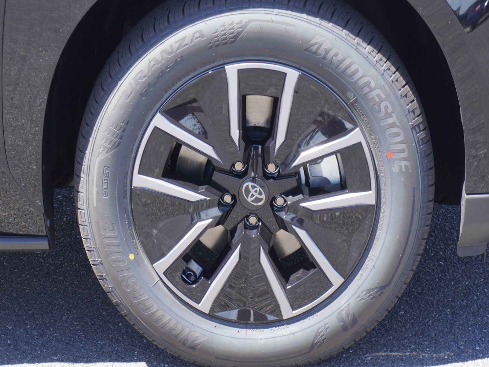 New 2026 Toyota bZ FWD image 5