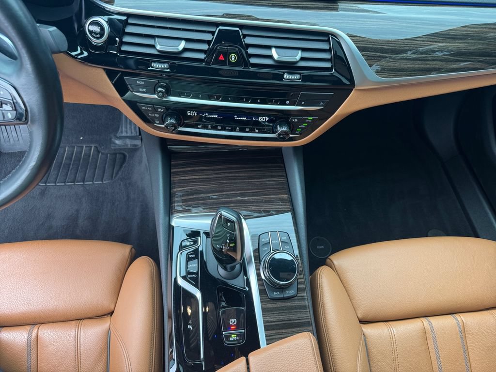 Used 2021 BMW 540i xDrive w/ Executive Package AWD/4WD image 10