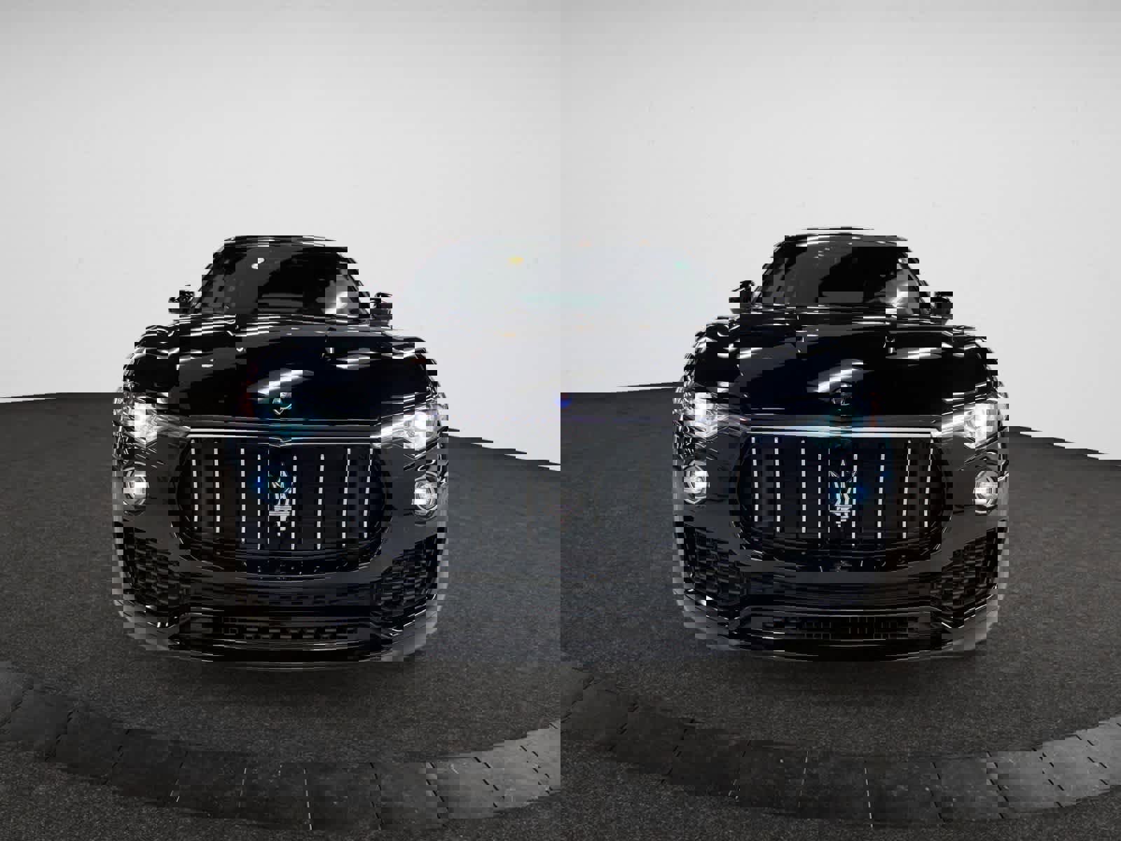 Used 2021 Maserati Levante image 2