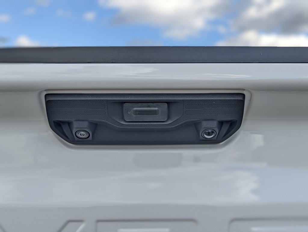 Used 2024 Chevrolet Silverado 1500 ZR2 w/ Technology Package image 20