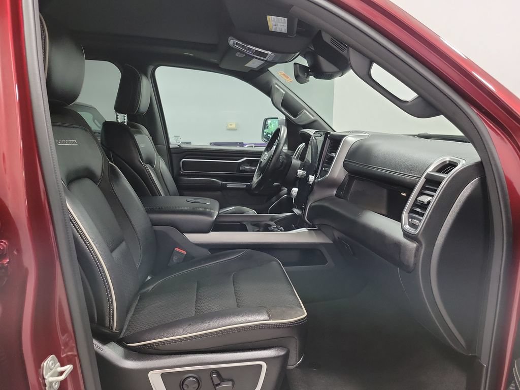 Used 2023 RAM 1500 Laramie AWD/4WD image 21