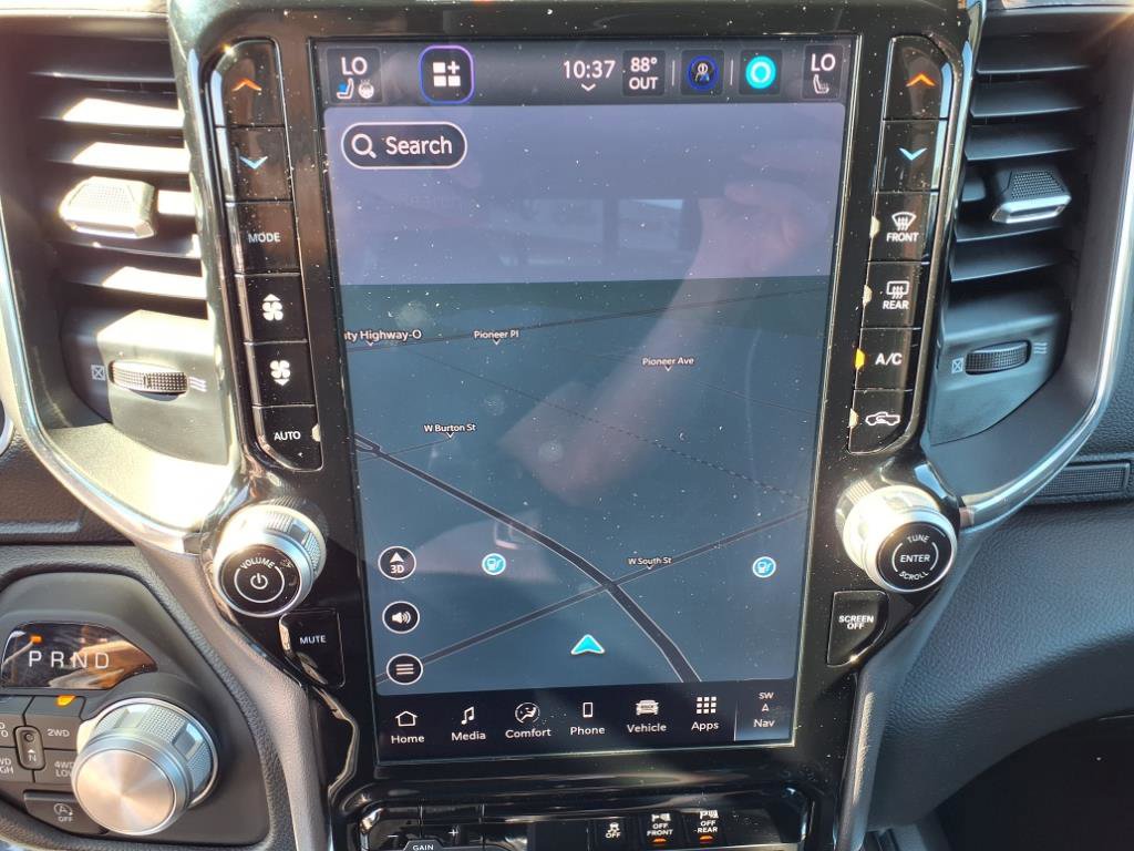 Used 2025 RAM 1500 Laramie w/ Bed Utility Group image 18