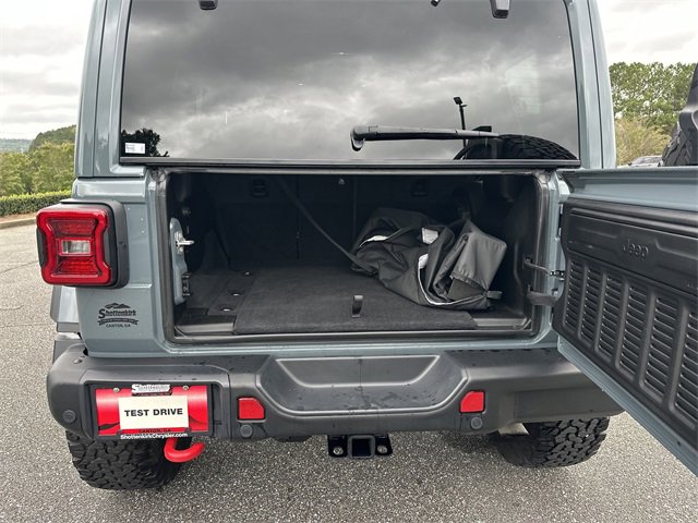 Used 2024 Jeep Wrangler Unlimited Rubicon image 17