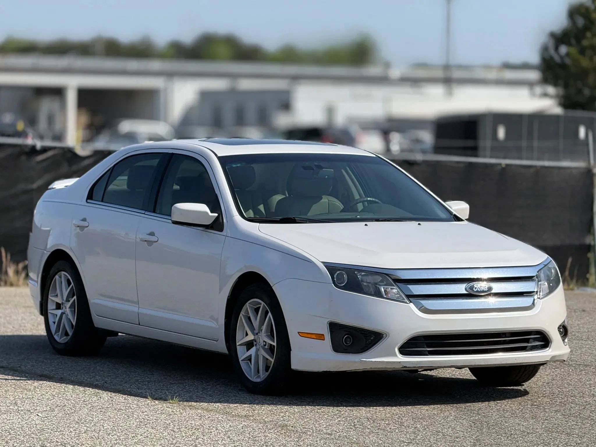 Used 2012 Ford Fusion SEL FWD image 1