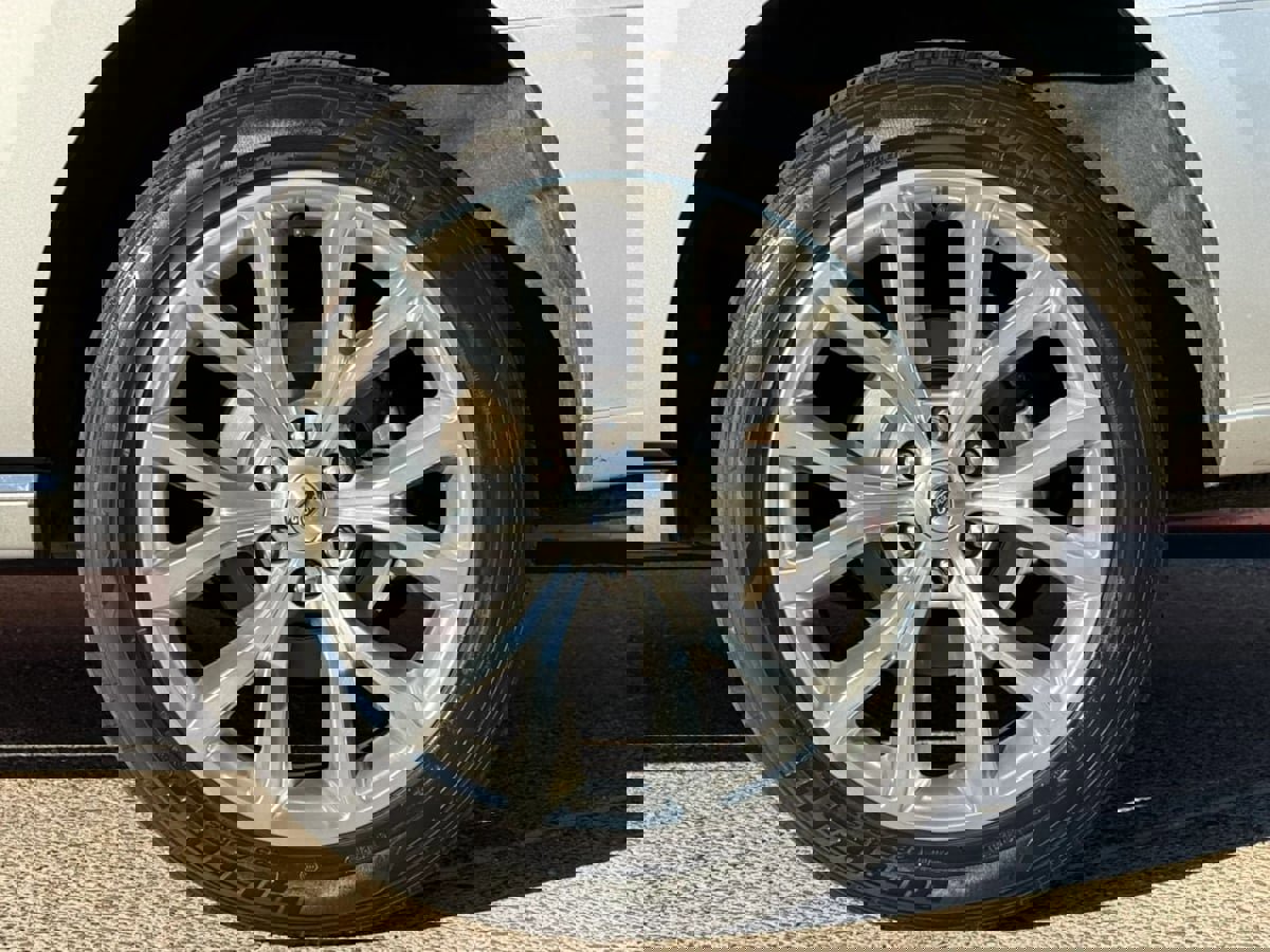 Used 2019 Ford Expedition Platinum image 28