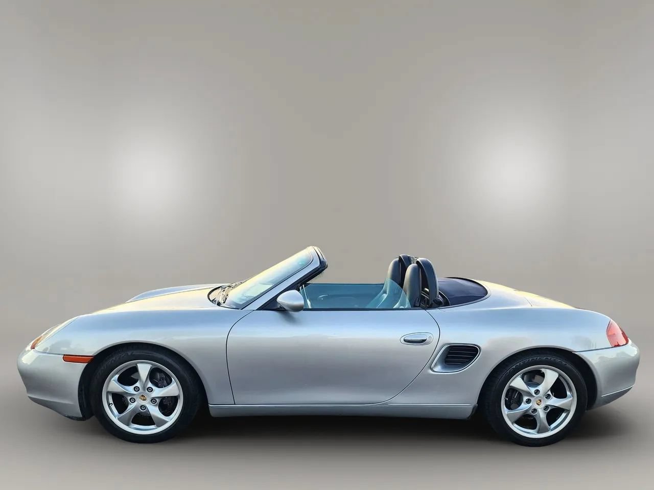 Used 2001 Porsche Boxster RWD image 4