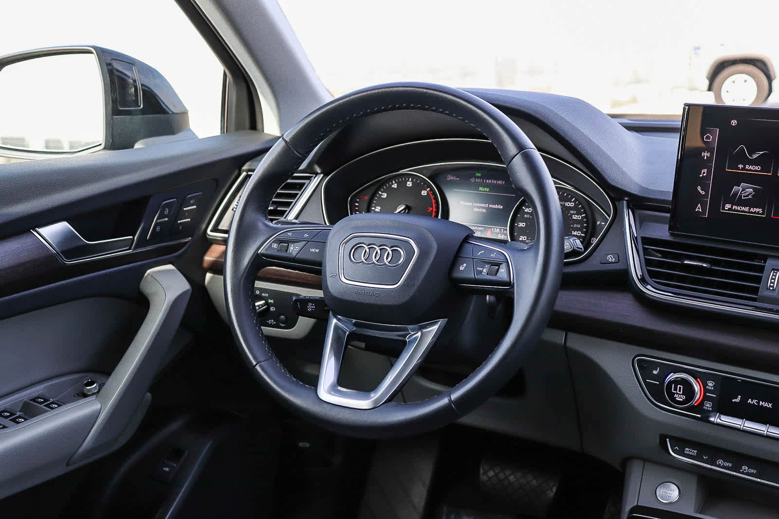 Used 2023 Audi Q5 2.0T Premium w/ Convenience Package image 22