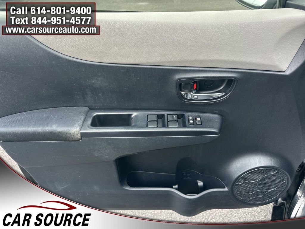 Used 2012 Toyota Yaris LE image 12