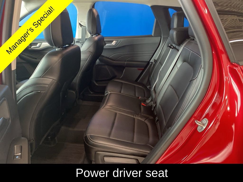 Used 2022 Ford Escape SEL w/ Equipment Group 302A AWD/4WD image 12