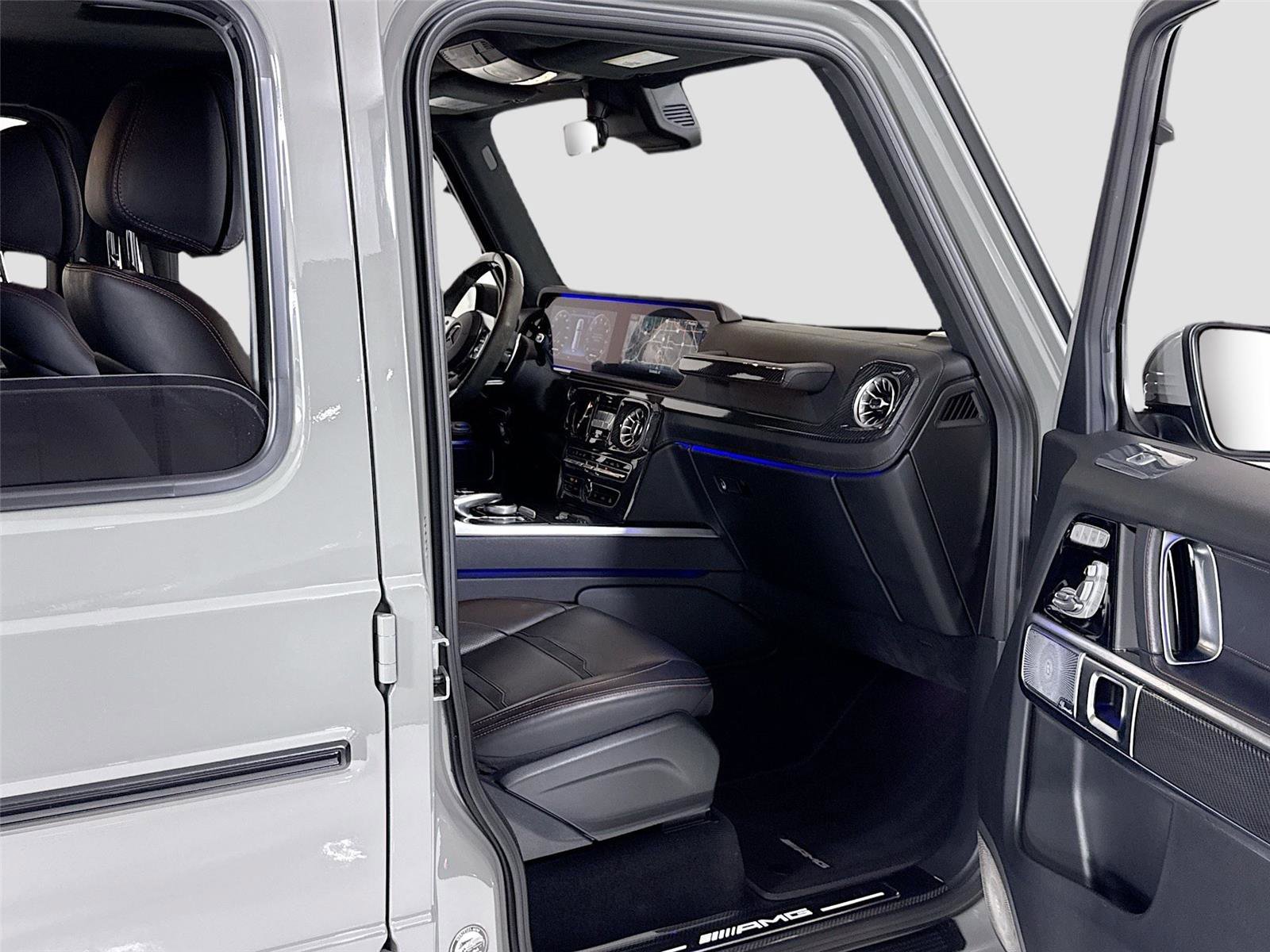 Used 2021 Mercedes-Benz G 63 AMG 4MATIC w/ G Manufaktur Interior Package image 34