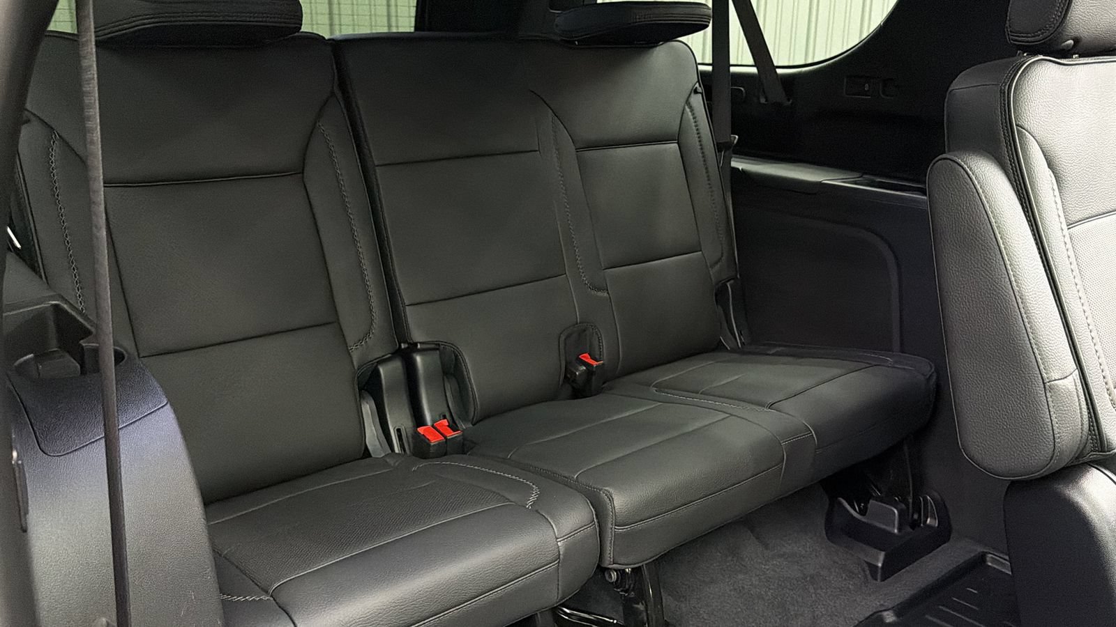Used 2025 GMC Yukon XL Denali w/ Sun & Power Step Package AWD/4WD image 39