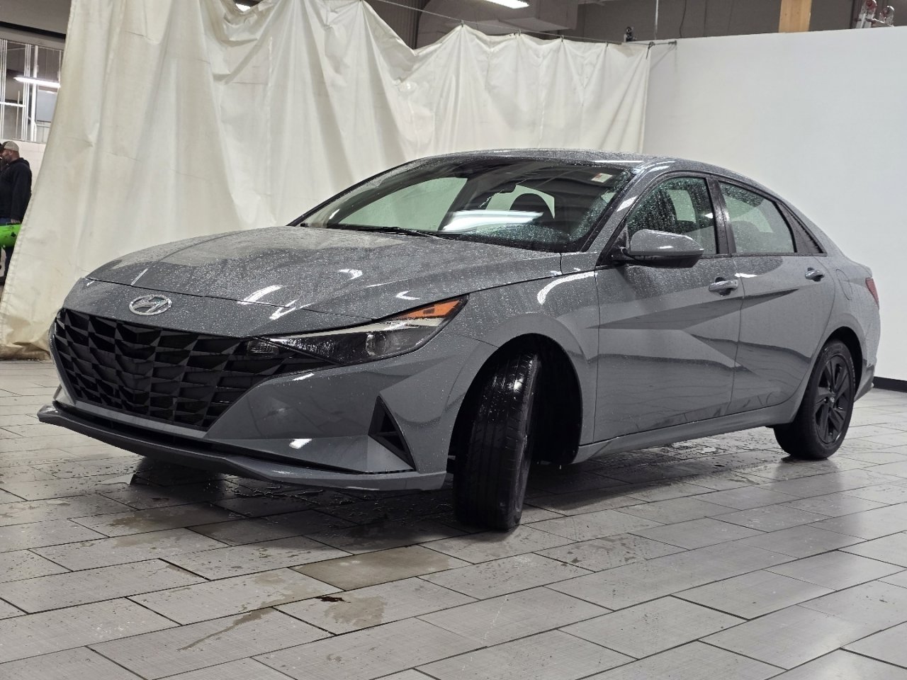Used 2022 Hyundai Elantra SEL w/ Cargo Package image 10