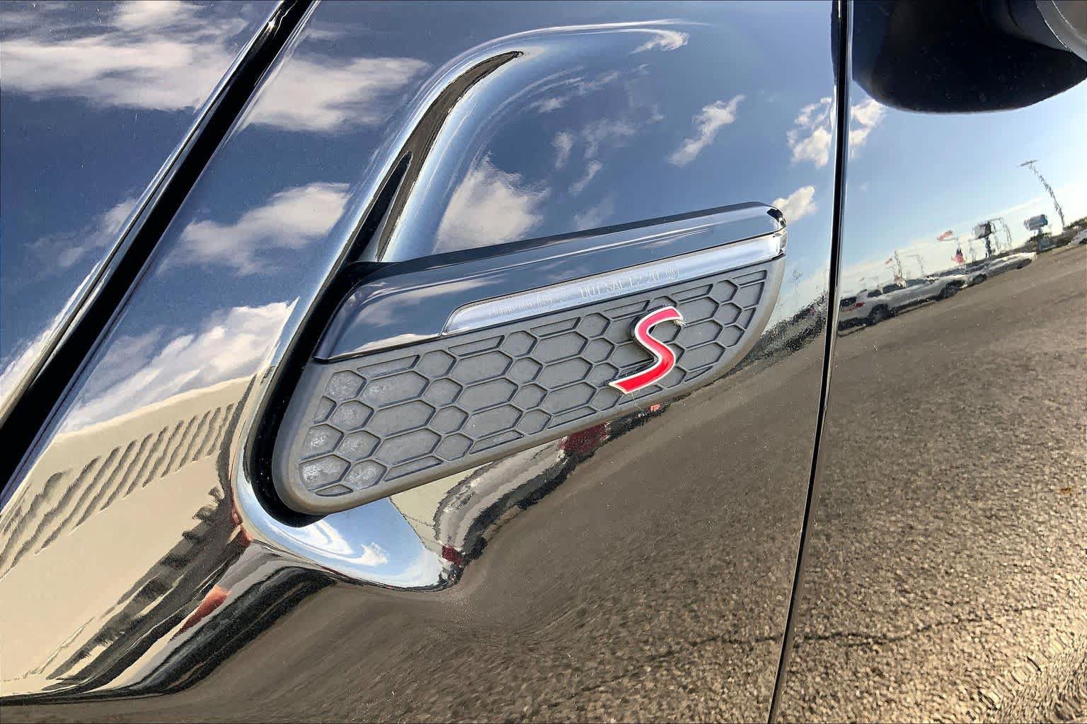 Used 2023 MINI Cooper S FWD image 10