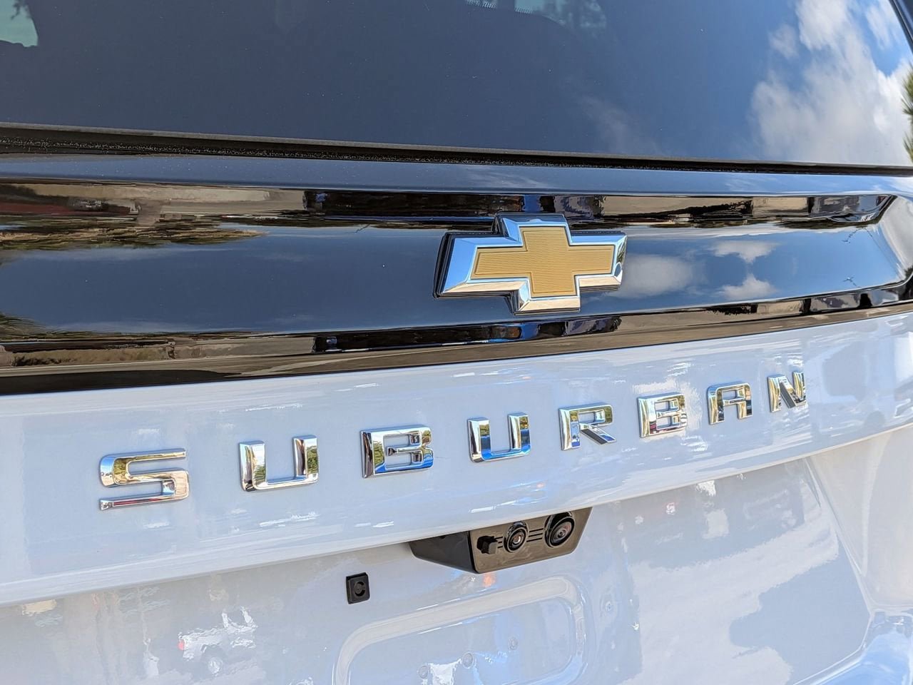 New 2026 Chevrolet Suburban High Country w/ Sun And Tow Package AWD/4WD image 6