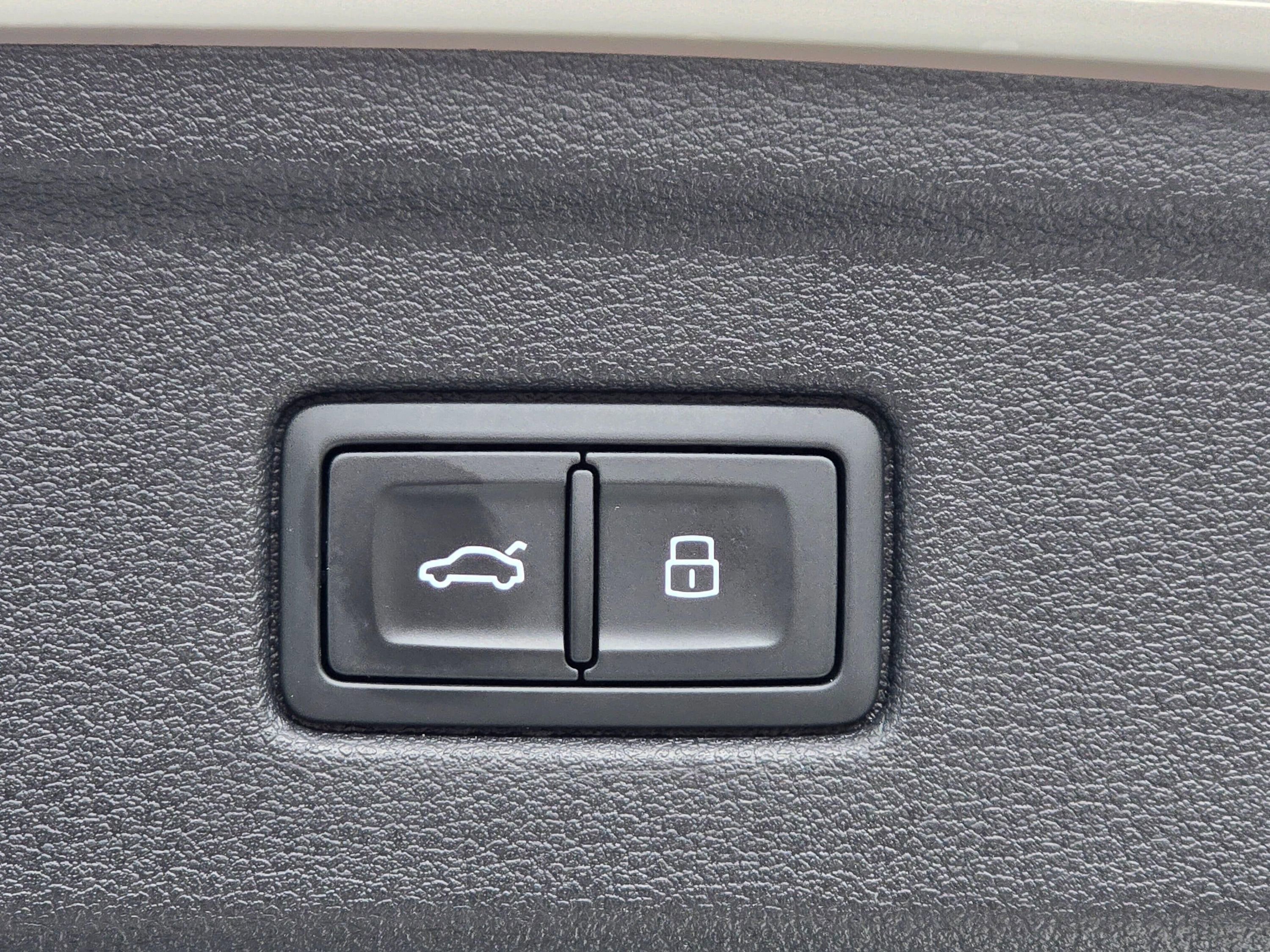 Used 2023 Audi A5 2.0T Premium Plus w/ Premium Plus image 24