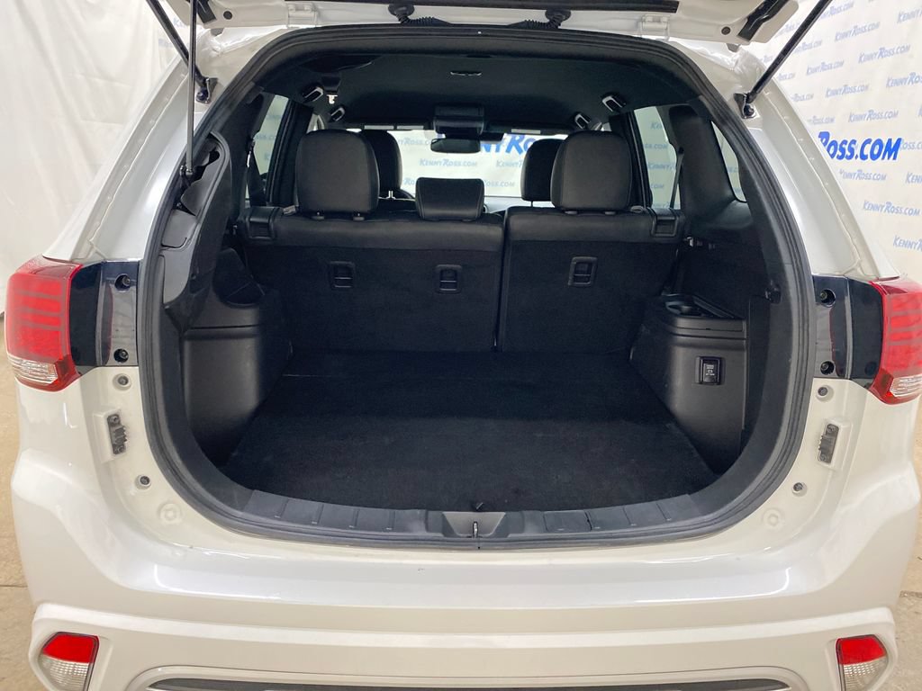 Used 2022 Mitsubishi Outlander SEL AWD/4WD image 15
