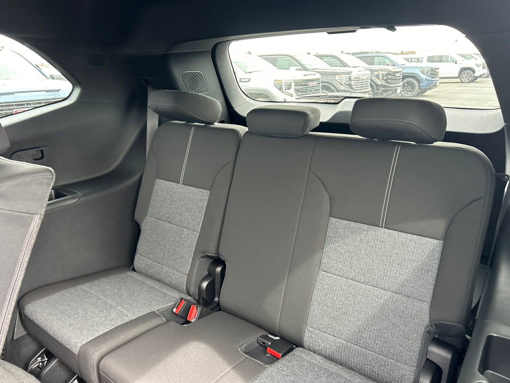 New 2026 GMC Acadia Elevation image 38