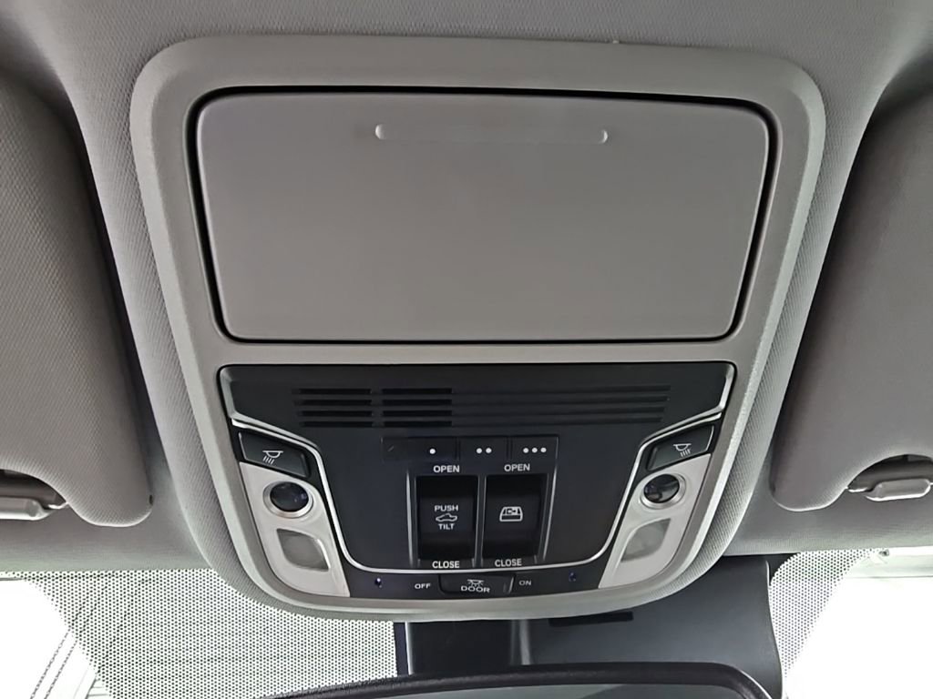 Used 2020 Honda Ridgeline RTL-E image 23