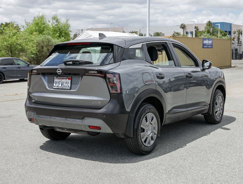 Used 2025 Nissan Kicks S AWD/4WD image 4