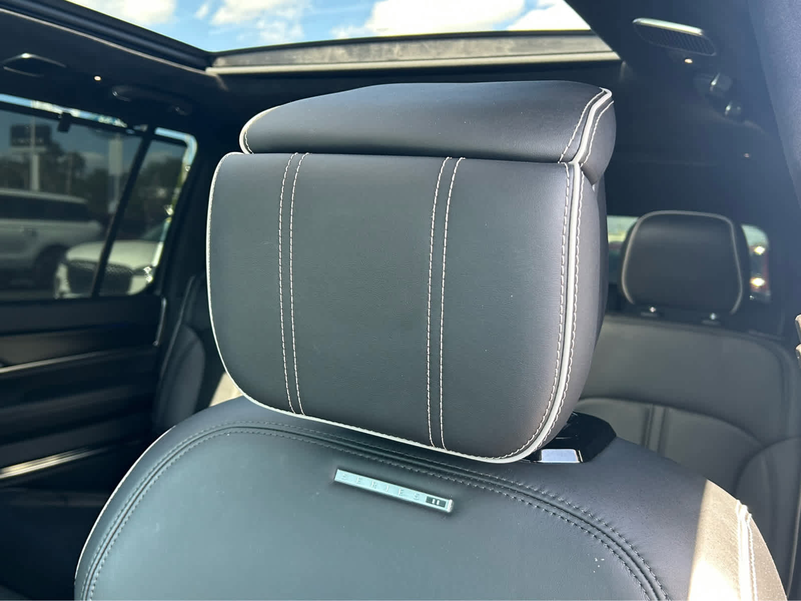 Used 2025 Jeep Grand Wagoneer Series II Obsidian w/ Quick Order Packagew 28T AWD/4WD image 24