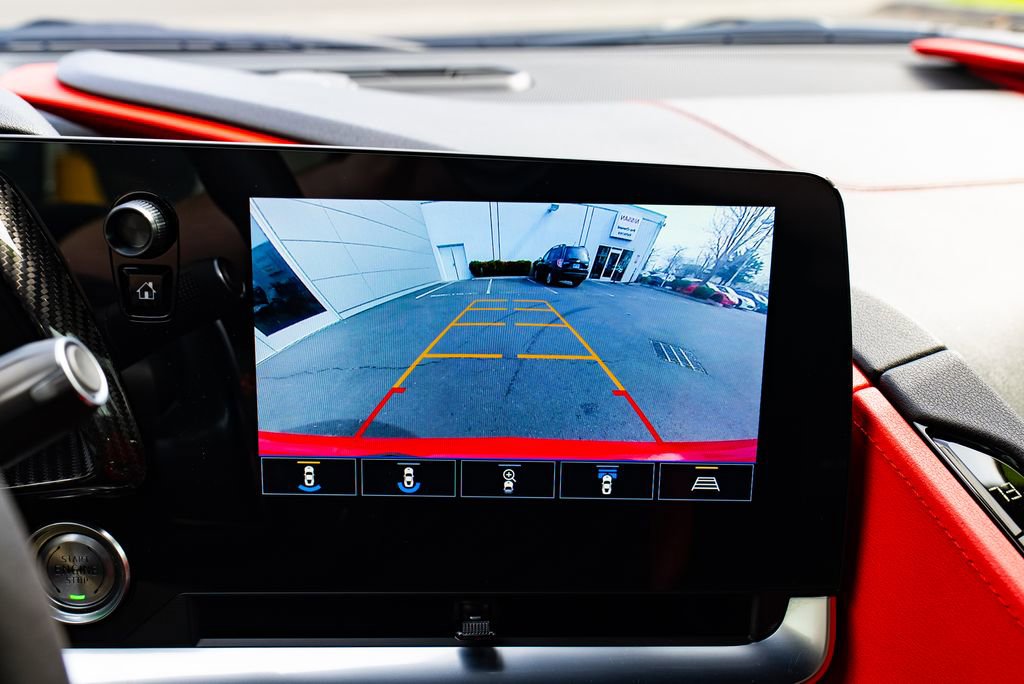 Used 2022 Chevrolet Corvette Stingray w/ Z51 Performance Package image 12