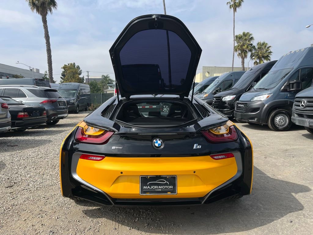 Used 2014 BMW i8 image 8
