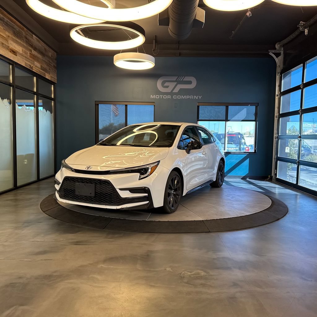 Used 2023 Toyota Corolla XSE FWD image 7