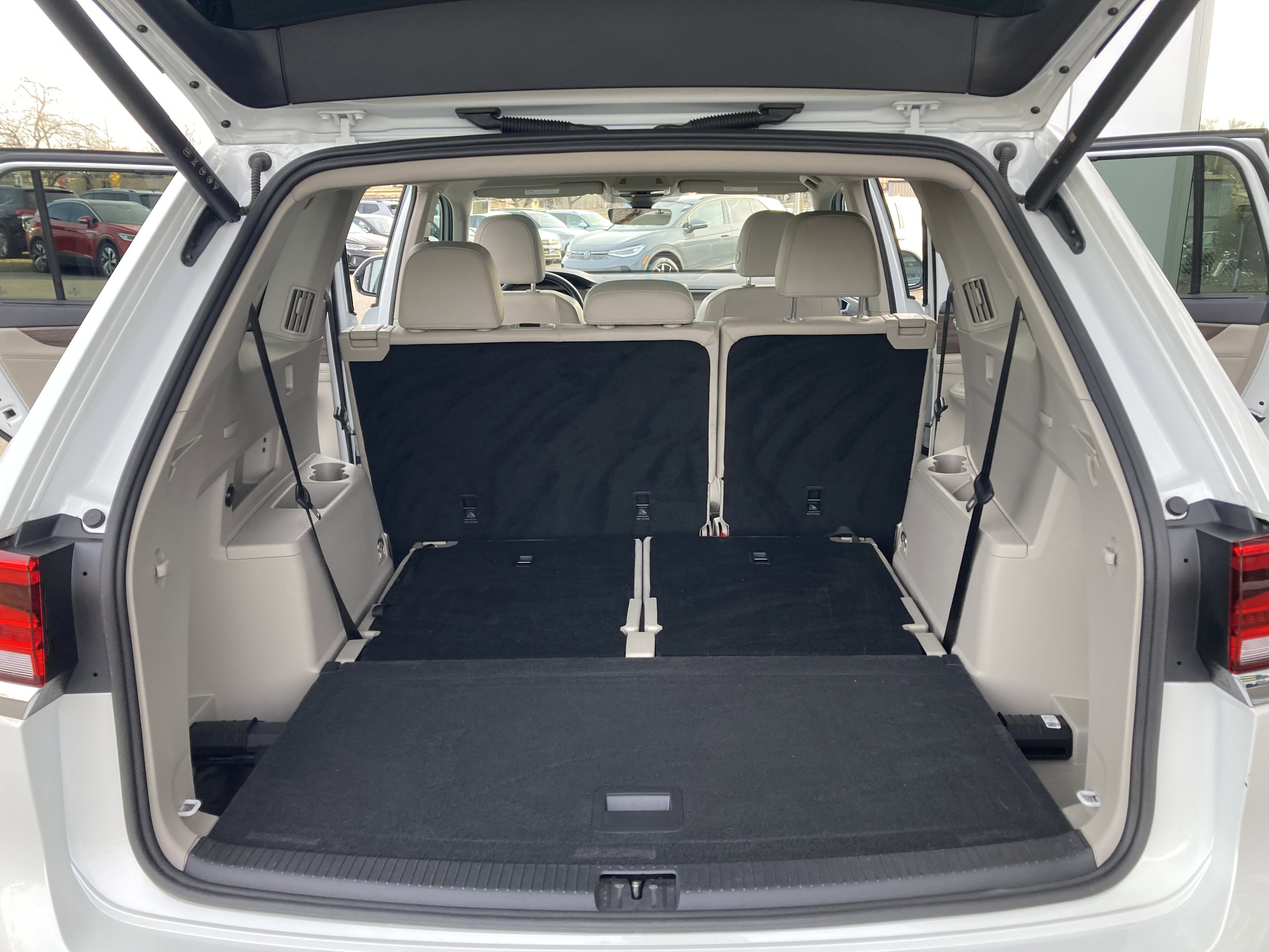 Certified 2025 Volkswagen Atlas SEL image 12