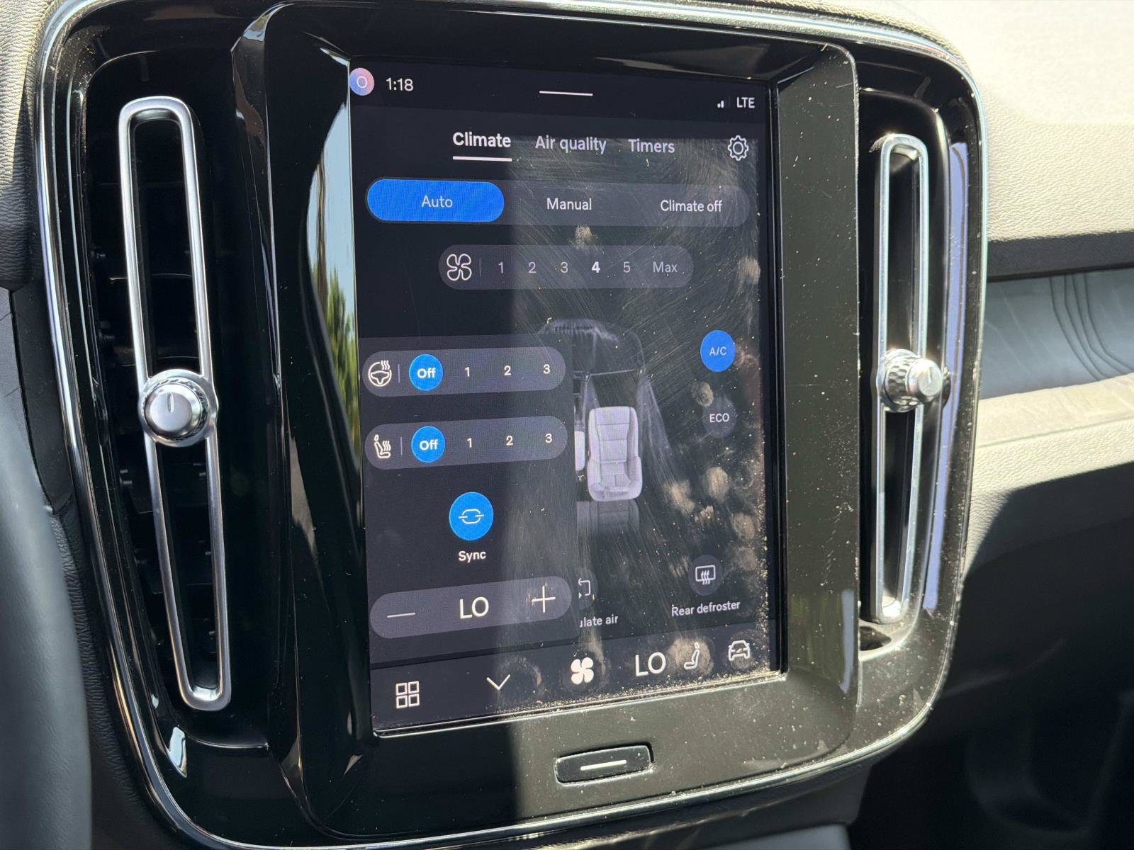 Certified 2023 Volvo XC40 Recharge Ultimate w/ Protection Package Premier AWD/4WD image 12