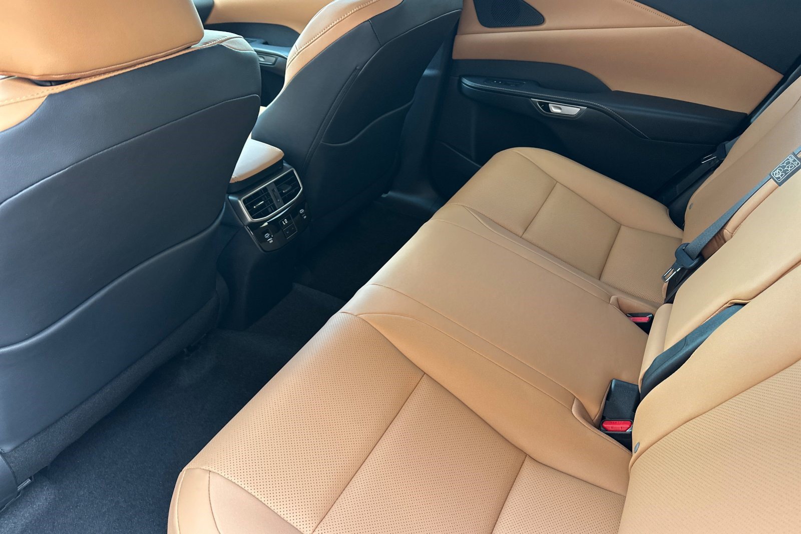 New 2026 Lexus RX 350 FWD image 23