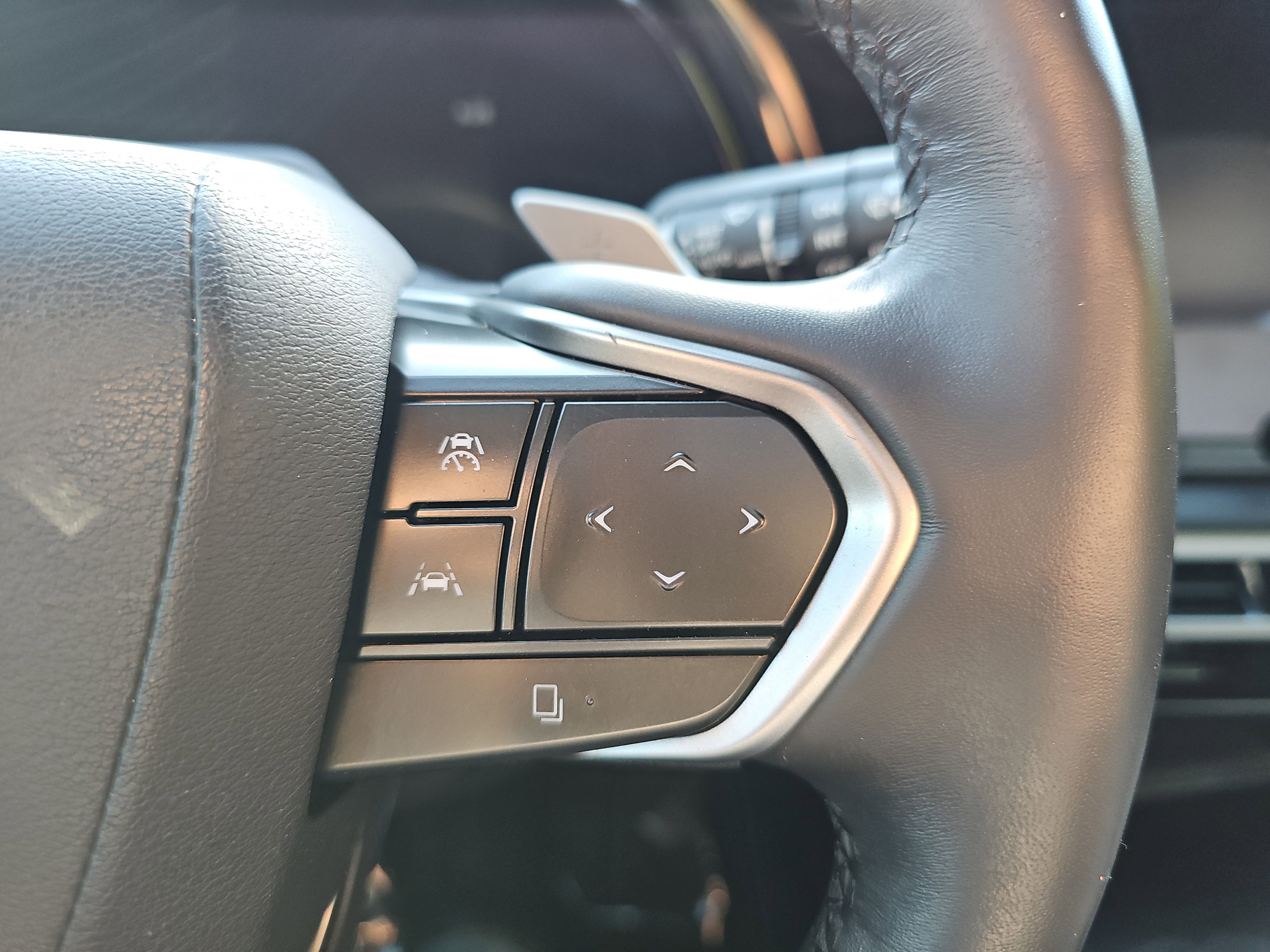 Used 2024 Lexus RX 350 Premium Plus w/ Convenience Package image 19