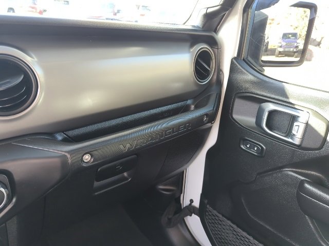 Used 2021 Jeep Wrangler Sport image 8