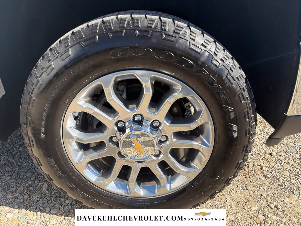 Used 2025 Chevrolet Silverado 2500 LTZ w/ LTZ Plus Package AWD/4WD image 37