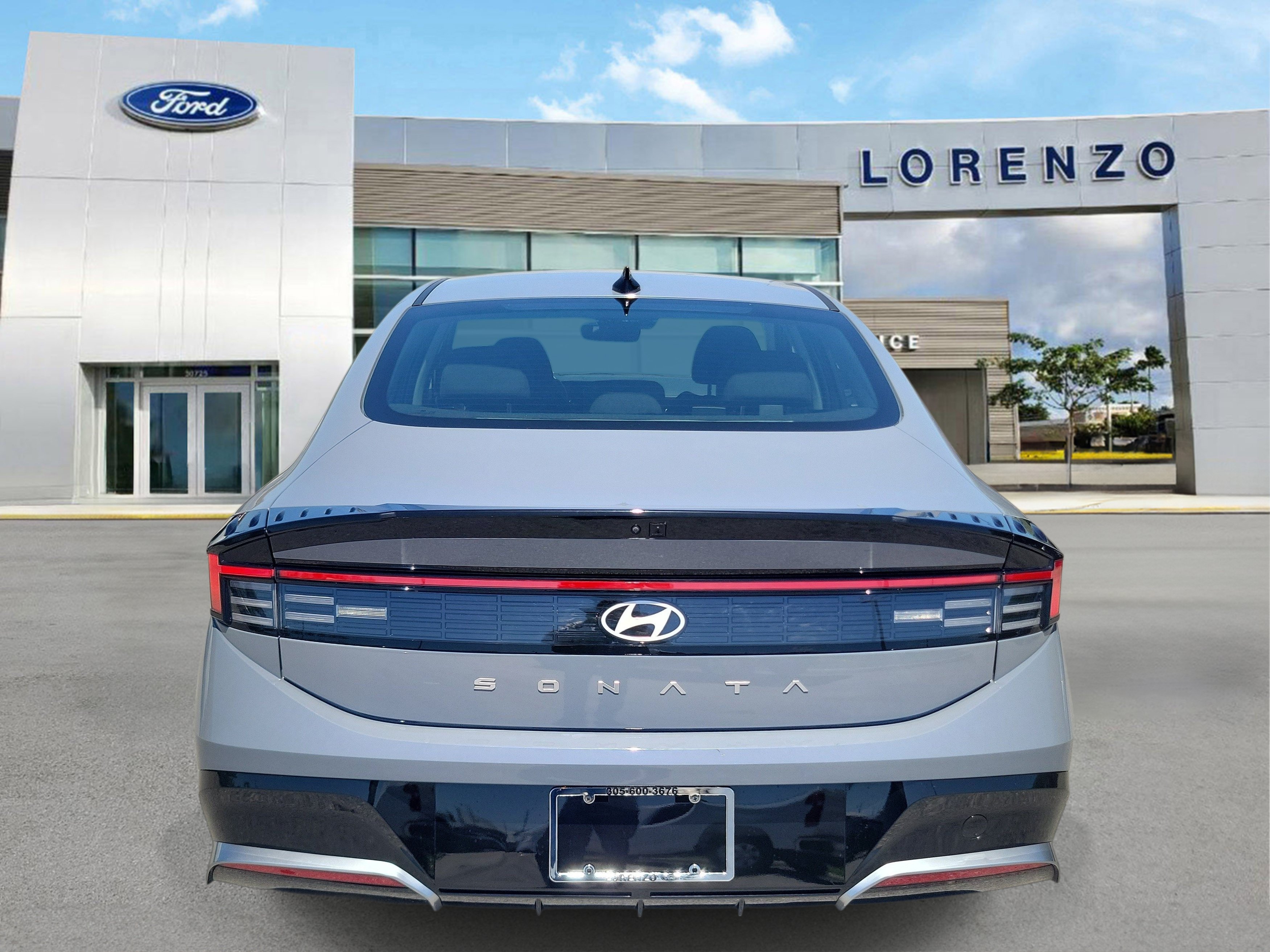 Used 2025 Hyundai Sonata SEL FWD image 6