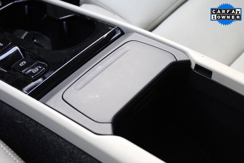 Used 2021 Volvo XC40 T5 Inscription w/ Advanced Package image 30