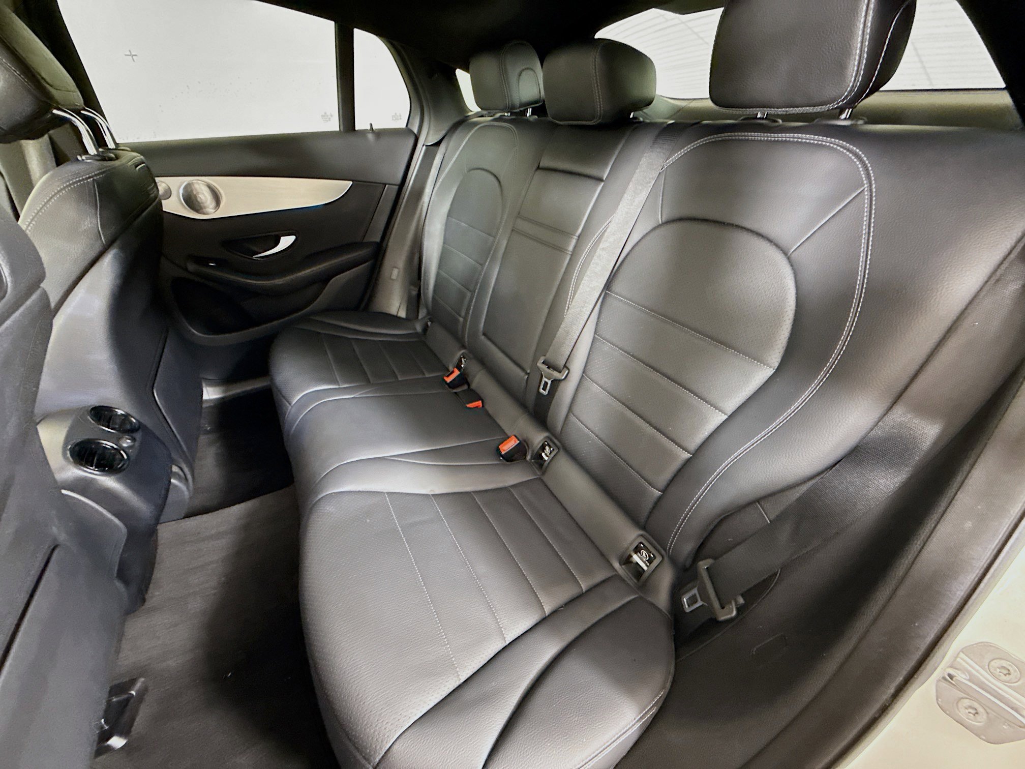 Used 2019 Mercedes-Benz GLC 300 4MATIC Coupe image 24