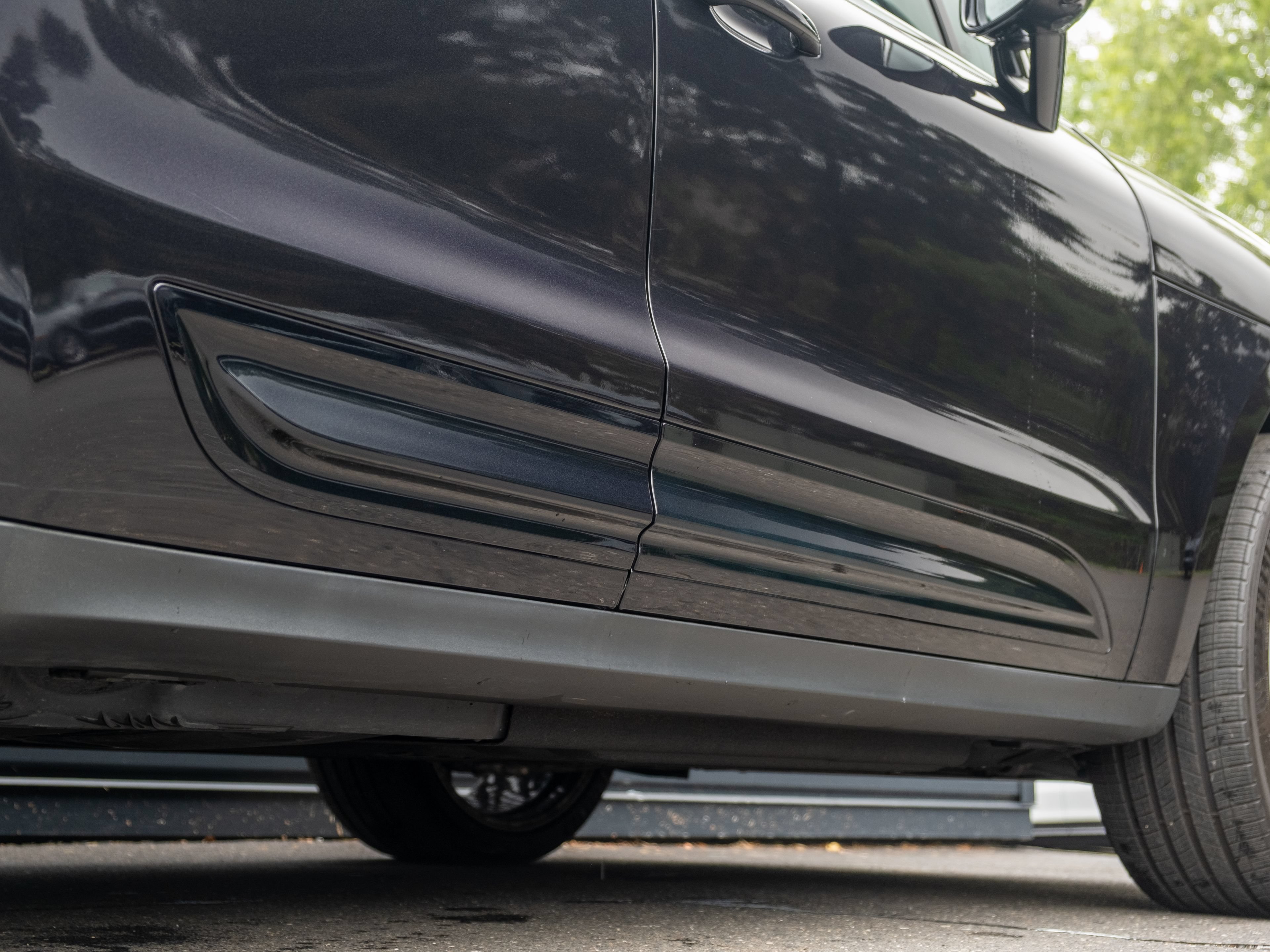 Certified 2025 Porsche Macan S AWD/4WD image 18