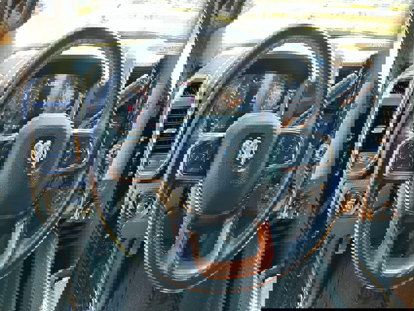 Used 2024 RAM 3500 Limited w/ Safety Group image 14