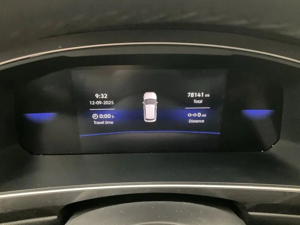 Used 2024 Volkswagen Tiguan SE R-Line image 18