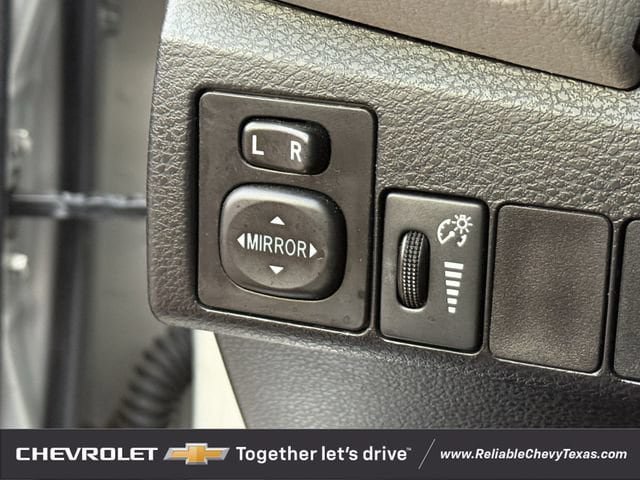Used 2014 Toyota Corolla LE FWD image 25