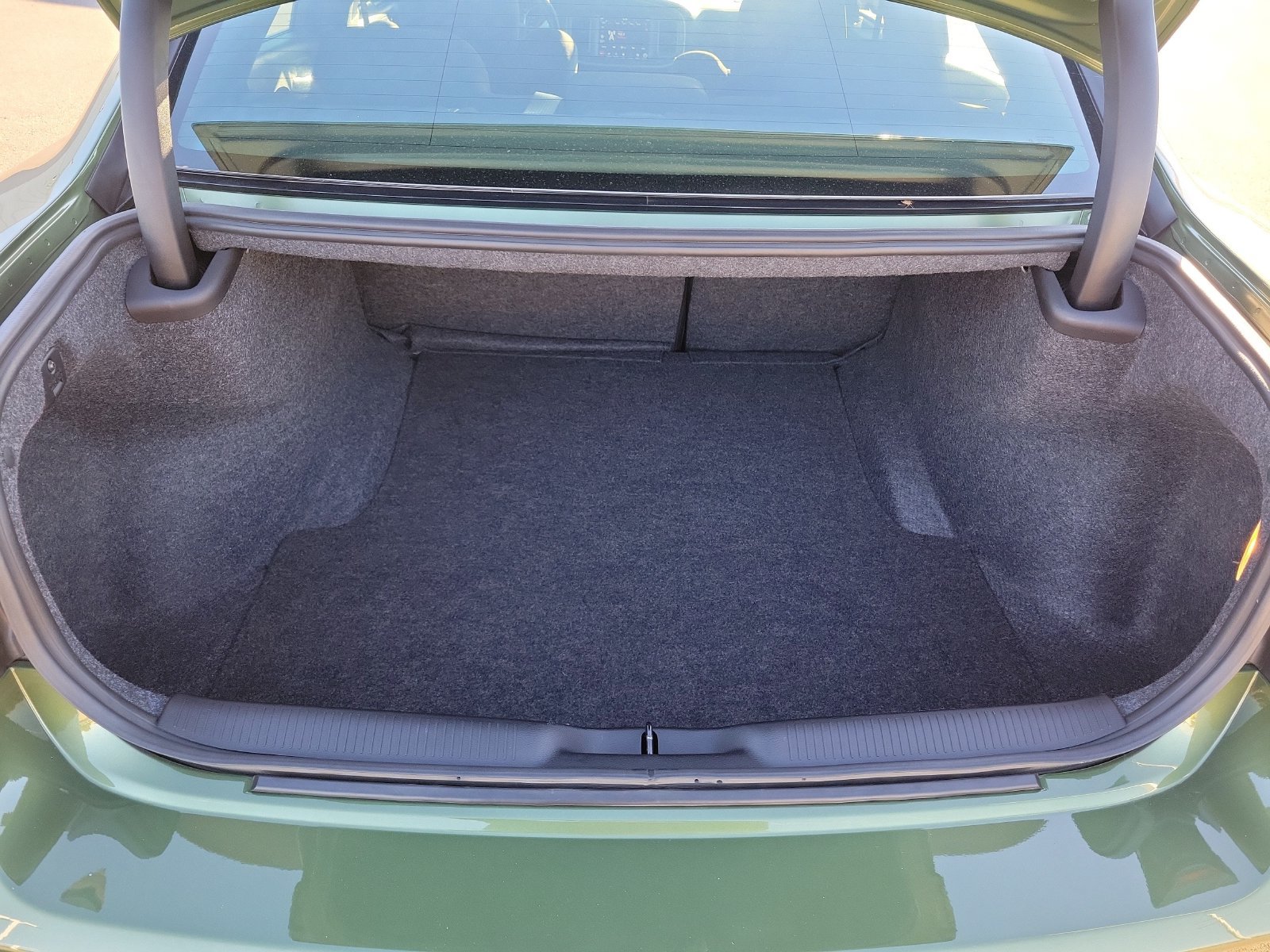 Used 2022 Dodge Charger Scat Pack RWD image 8